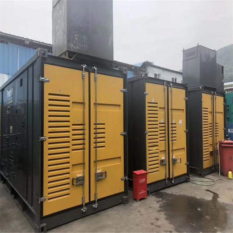 东澳镇温度变化对不同类型欠压保护装置的可靠性影响有何差异？