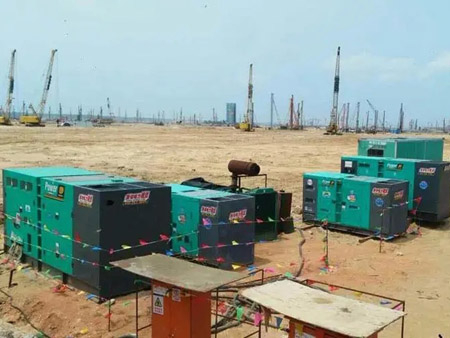 东澳镇柴油发电机组干式空气滤清器的维护成本高吗？