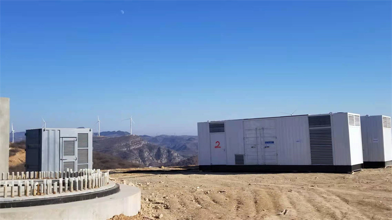 东澳镇带燃油预热系统的柴油发电机组在冬季启动前需要做哪些准备工作？